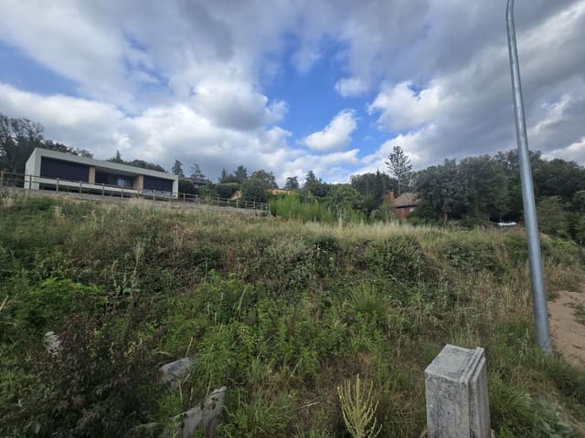 Grunde uden byggetilladelser til salg i Viladrau - € 139.000 (Ref: 9645686)