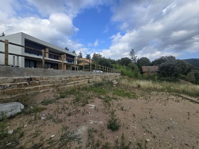 Grunde uden byggetilladelser til salg i Viladrau - € 139.000 (Ref: 9645686)