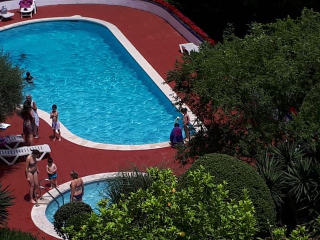 2 camera da letto Appartamento da affittare in S'Agaro, Castell-Platja d'Aro con piscina garage - 1.390 € (Rif: 9645687)