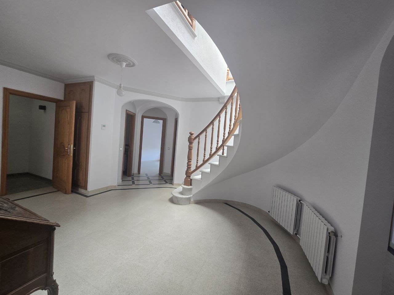 6 makuuhuone Huvila myytävänä paikassa Angles mukana 
autotalli - 420 000 € (Ref: 9645688)