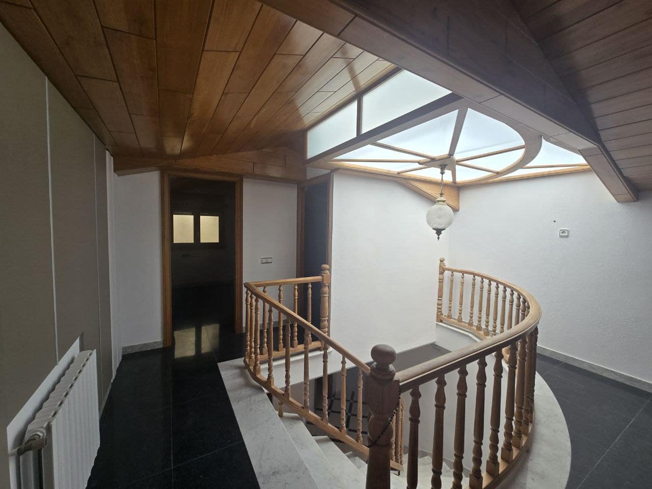 6 makuuhuone Huvila myytävänä paikassa Angles mukana 
autotalli - 420 000 € (Ref: 9645688)