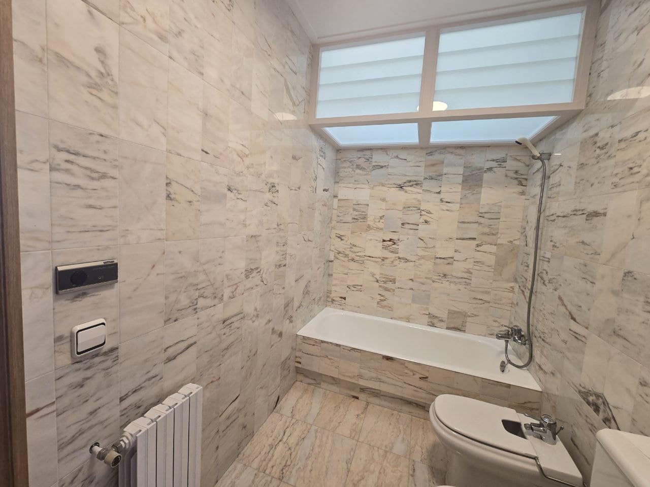 6 makuuhuone Huvila myytävänä paikassa Angles mukana 
autotalli - 420 000 € (Ref: 9645688)