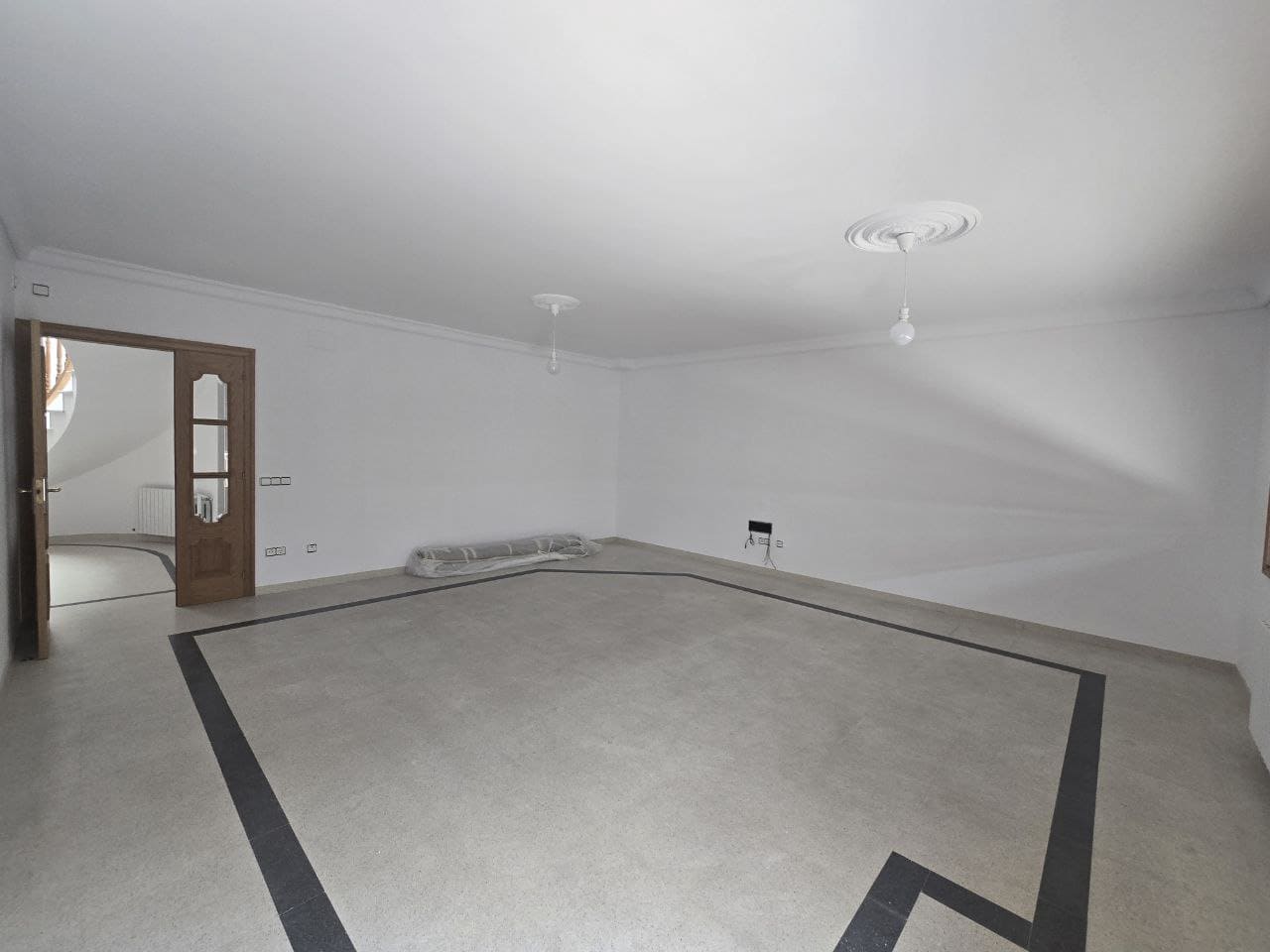 6 makuuhuone Huvila myytävänä paikassa Angles mukana 
autotalli - 420 000 € (Ref: 9645688)