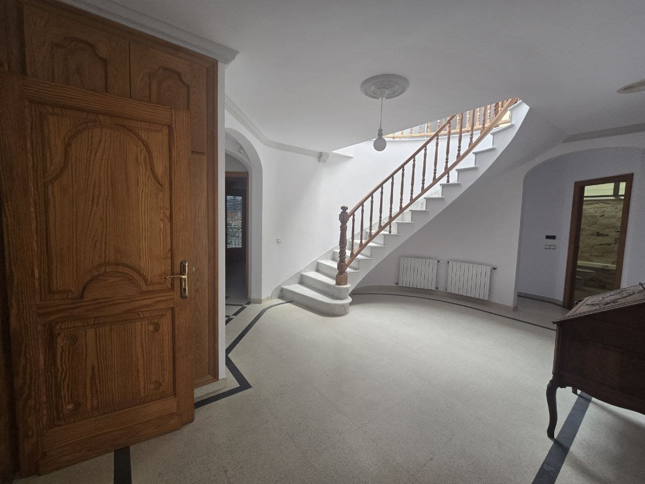 6 makuuhuone Huvila myytävänä paikassa Angles mukana 
autotalli - 420 000 € (Ref: 9645688)