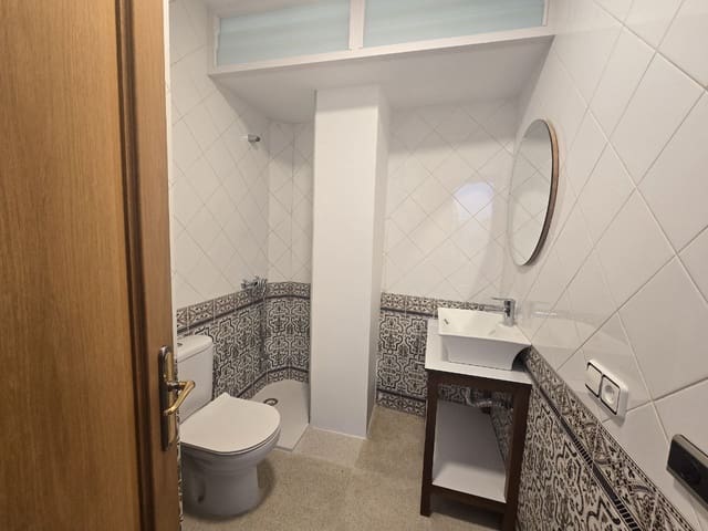 6 makuuhuone Huvila myytävänä paikassa Anglès mukana 
autotalli - 420 000 € (Ref: 9645688)