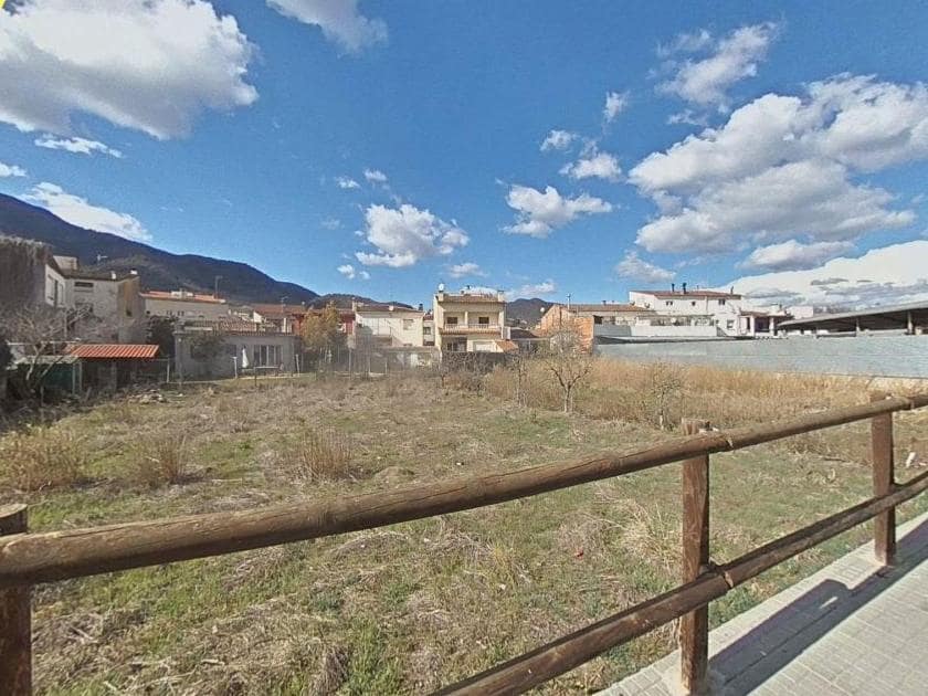 Mark till salu i La Cellera de Ter - 460 000 € (Ref: 9645689)