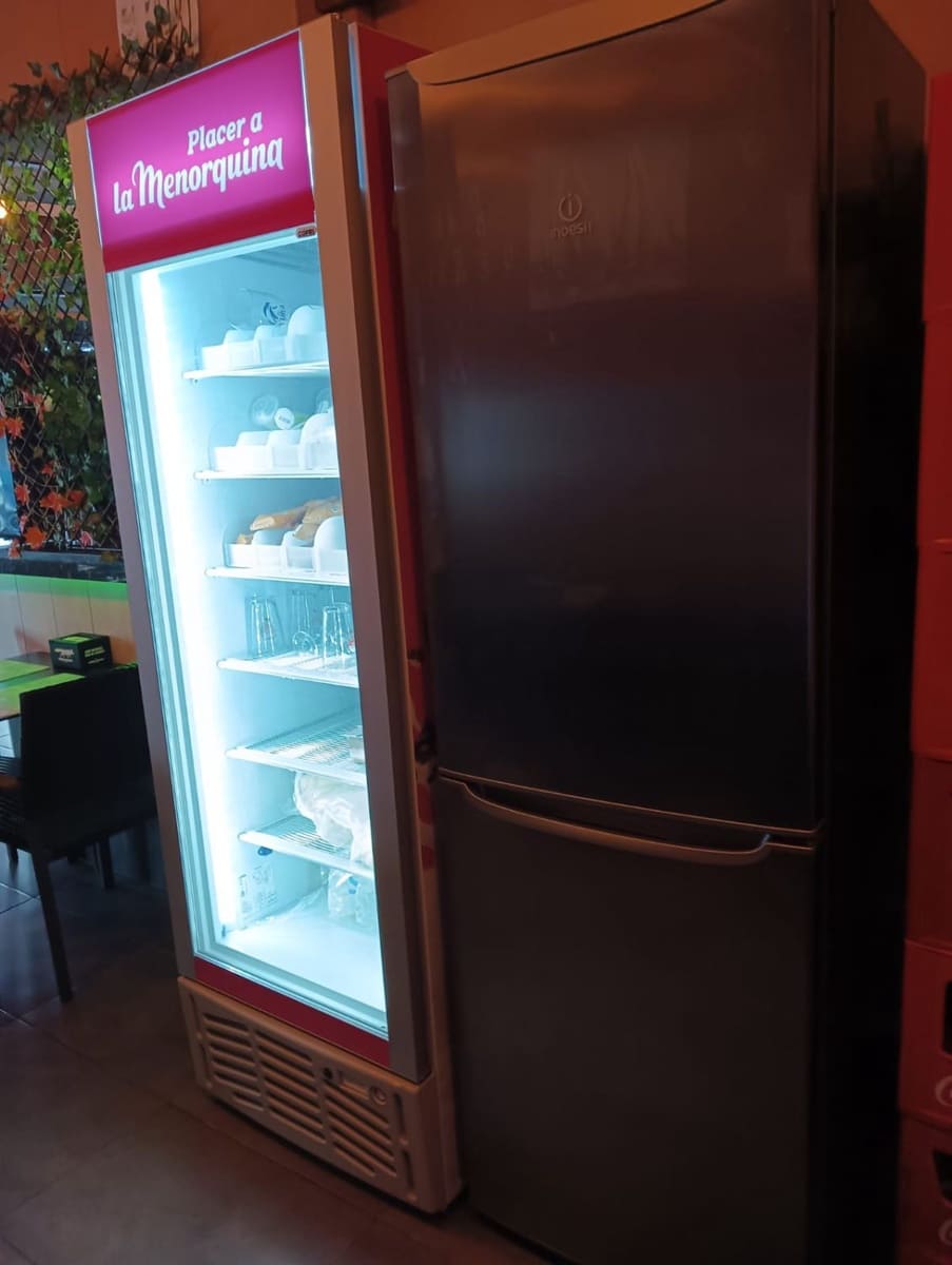 Commercial for sale in L'Escala - € 350,000 (Ref: 9645692)