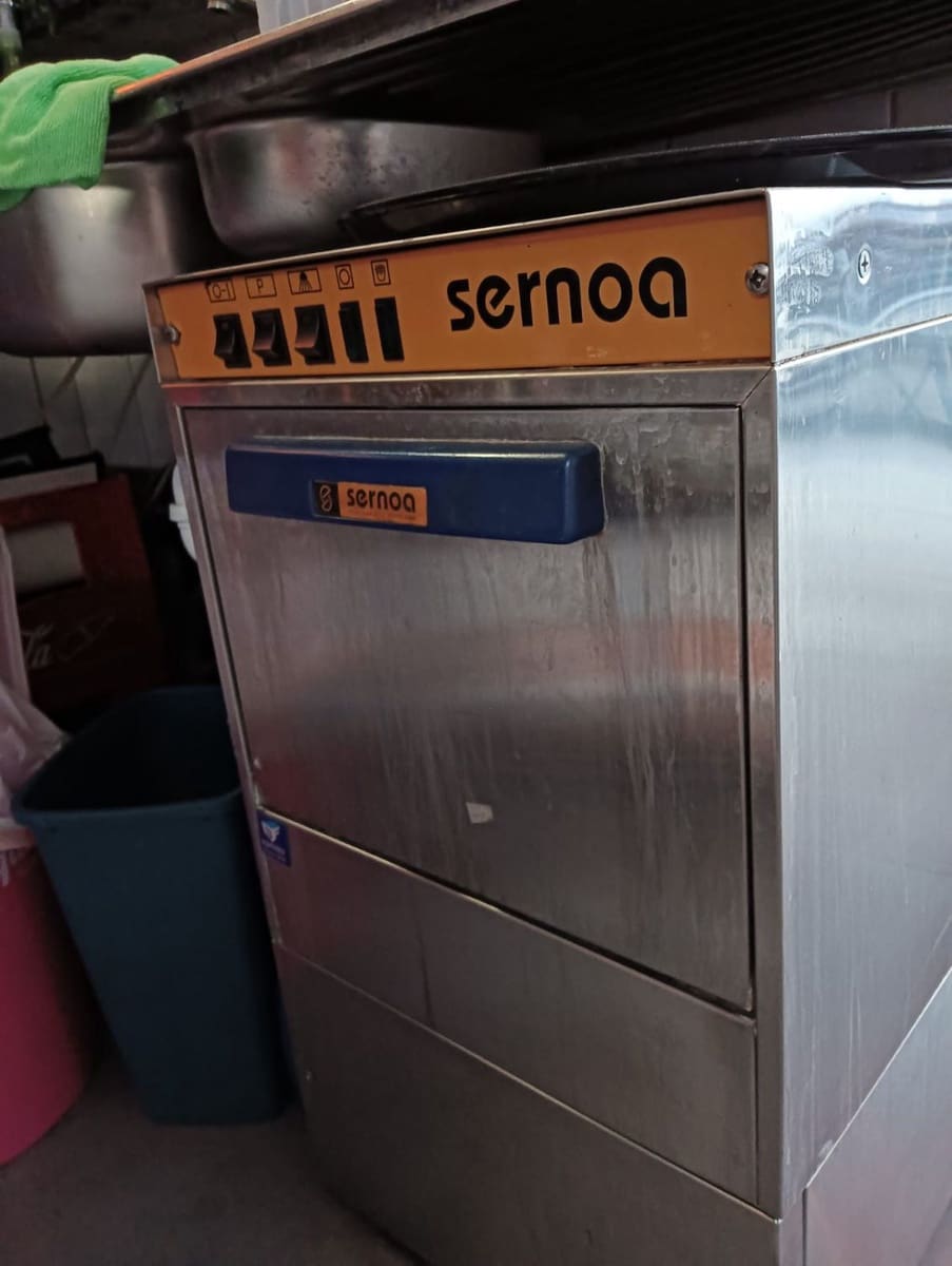 Commercieel te koop in L'Escala - € 350.000 (Ref: 9645692)