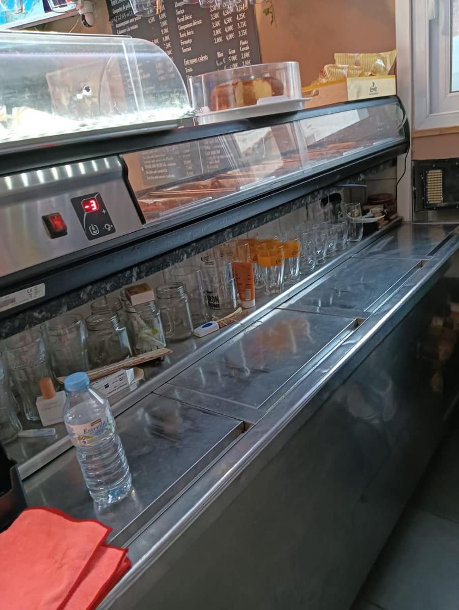 Commercieel te koop in L'Escala - € 350.000 (Ref: 9645692)