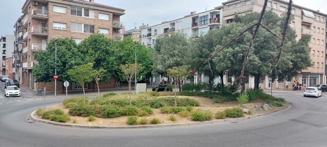 Comercial para venda em Girona cidade - 120 000 € (Ref: 9645693)