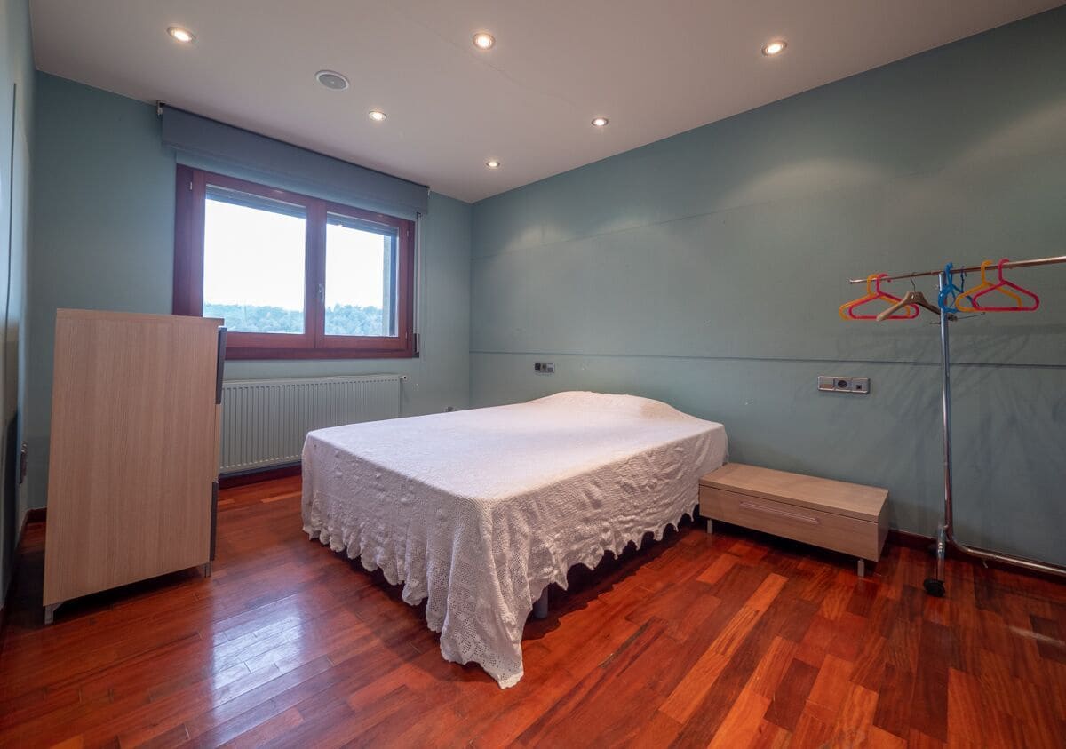 4 Zimmer Villa zu verkaufen in Bescano mit Garage - 1.090.000 € (Ref: 9645695)