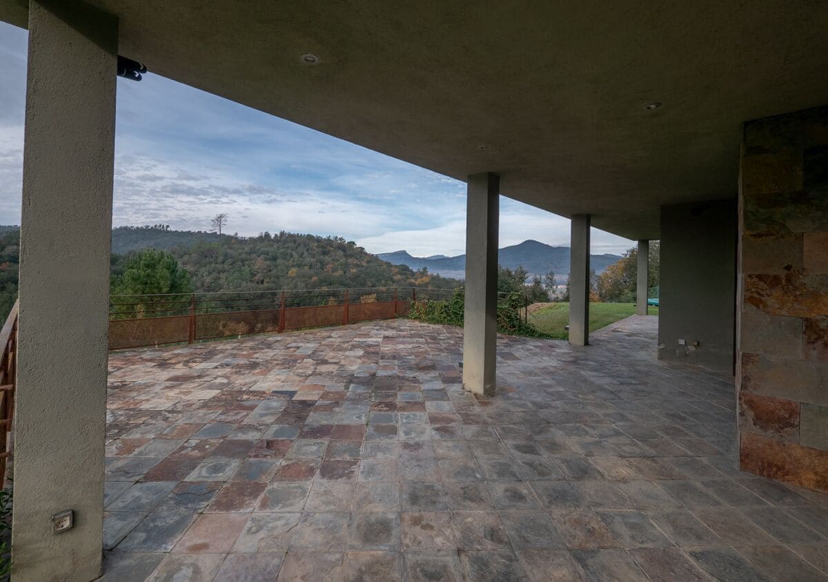 4 Zimmer Villa zu verkaufen in Bescano mit Garage - 1.090.000 € (Ref: 9645695)