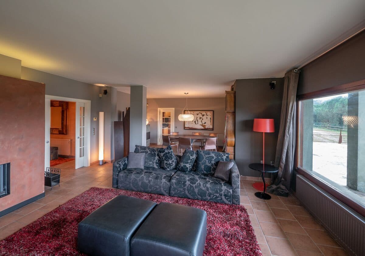 4 Zimmer Villa zu verkaufen in Bescano mit Garage - 1.090.000 € (Ref: 9645695)