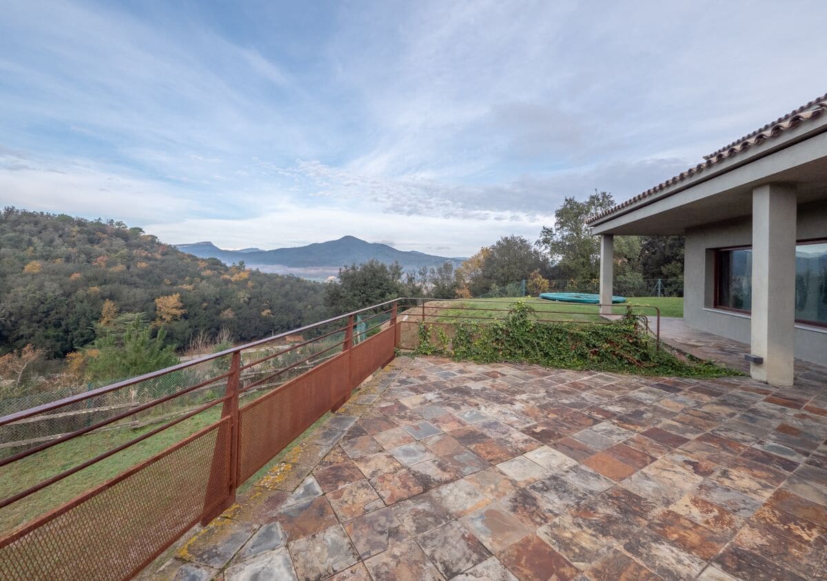 4 Zimmer Villa zu verkaufen in Bescano mit Garage - 1.090.000 € (Ref: 9645695)