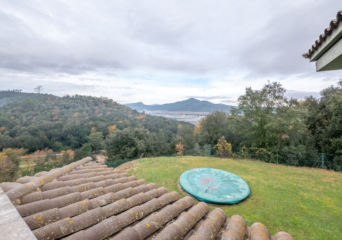 4 Zimmer Villa zu verkaufen in Bescano mit Garage - 1.090.000 € (Ref: 9645695)