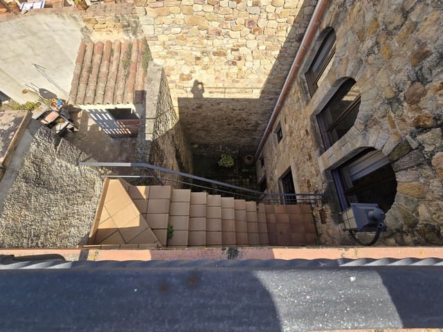 3 soveværelse Finca/Landehus til salg i Pals med garage - € 525.000 (Ref: 9645698)