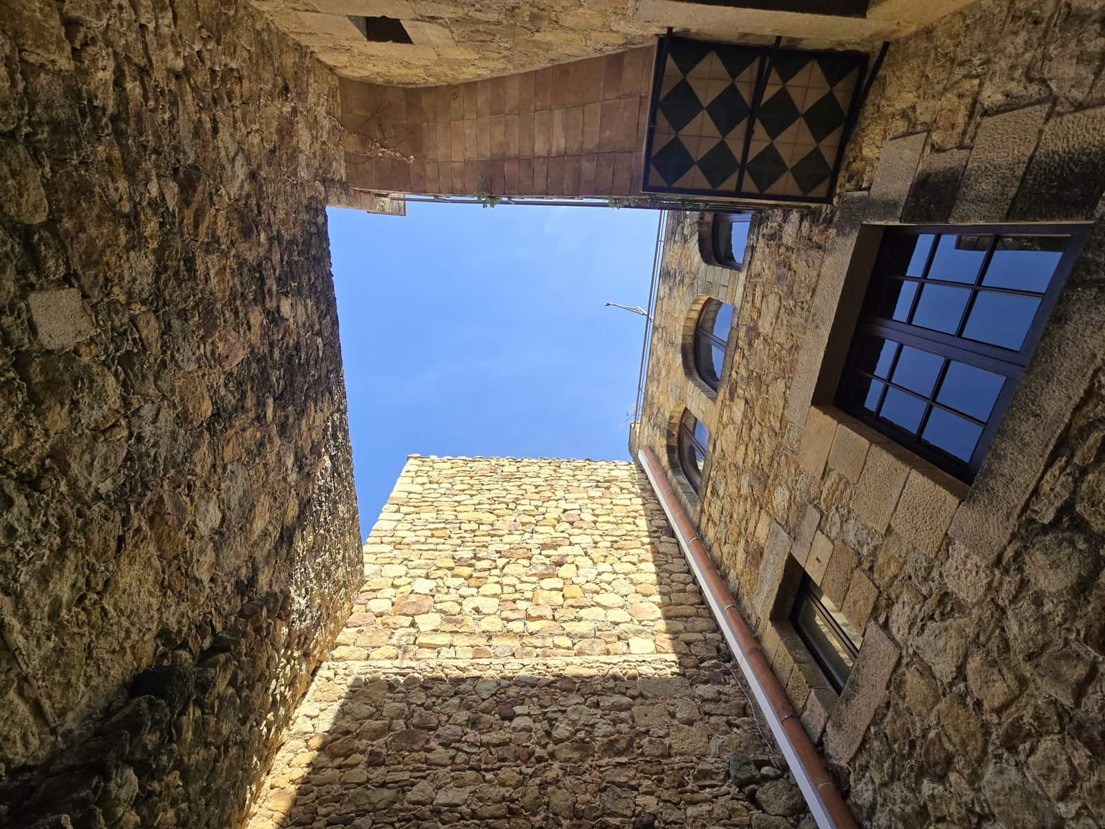 3 bedroom Finca/Country House for sale in Pals with garage - € 525,000 (Ref: 9645698)