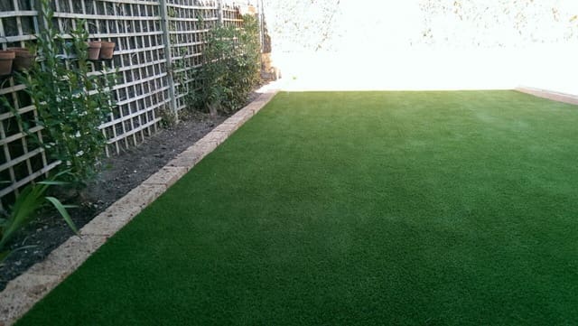 Casa de 4 habitaciones en Girona ciudad en venta con piscina garaje - 799.000 € (Ref: 9645699)