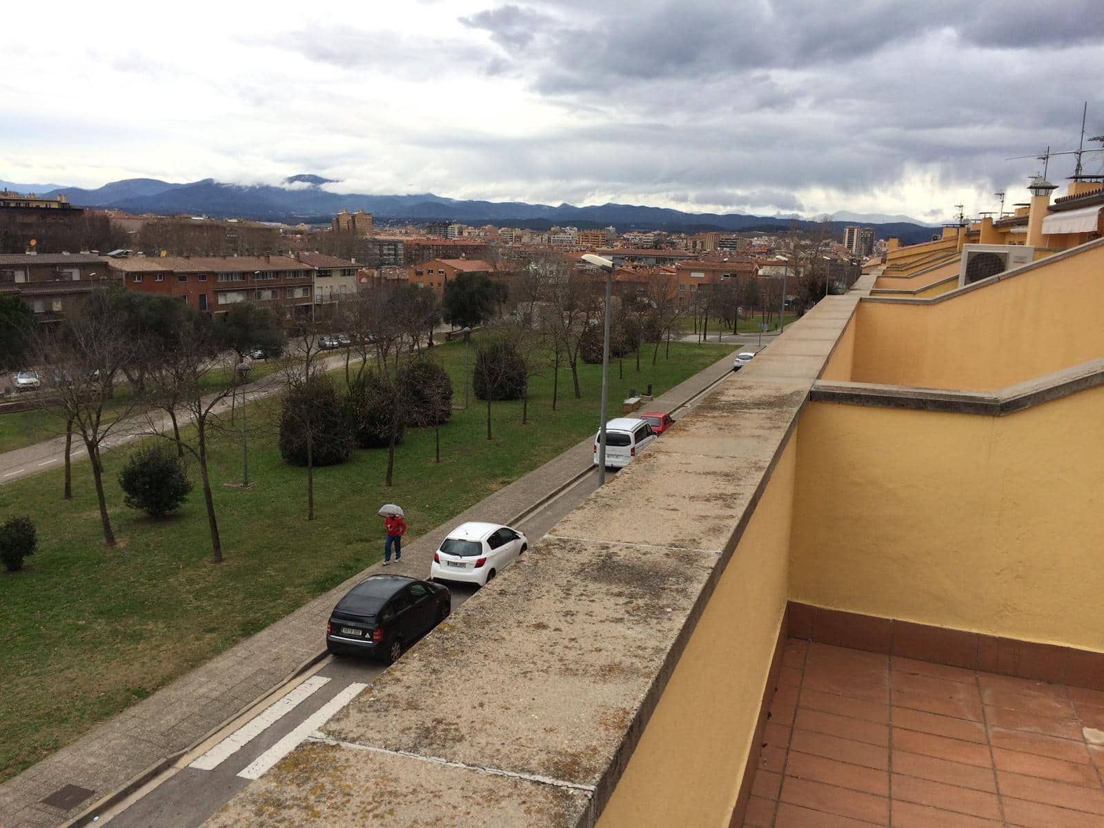 4 sovrum Hus till salu i Girona stad med pool garage - 799 000 € (Ref: 9645699)