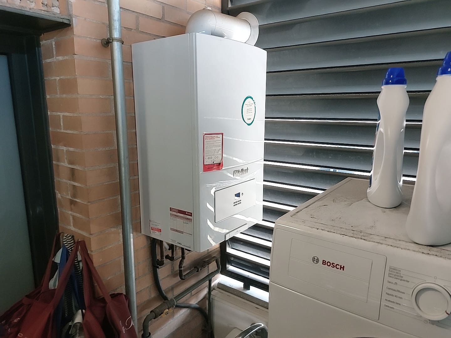 Appartement de 4 chambres à louer à Gerone ville avec piscine - 1 950 € (Ref: 9645700)