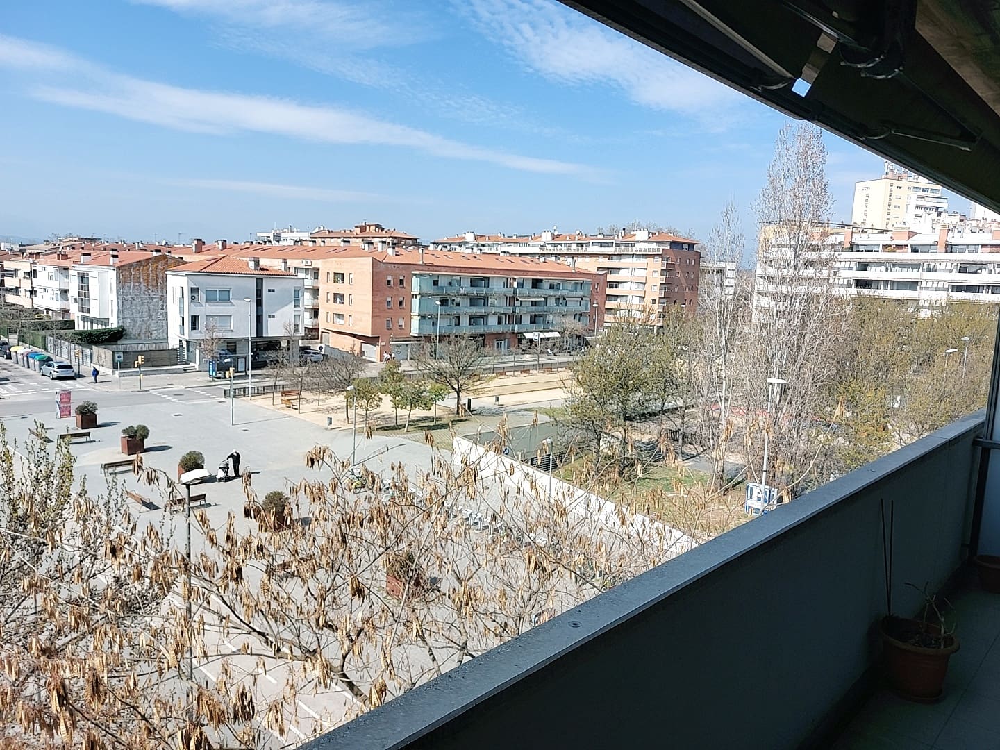 Appartement de 4 chambres à louer à Gerone ville avec piscine - 1 950 € (Ref: 9645700)