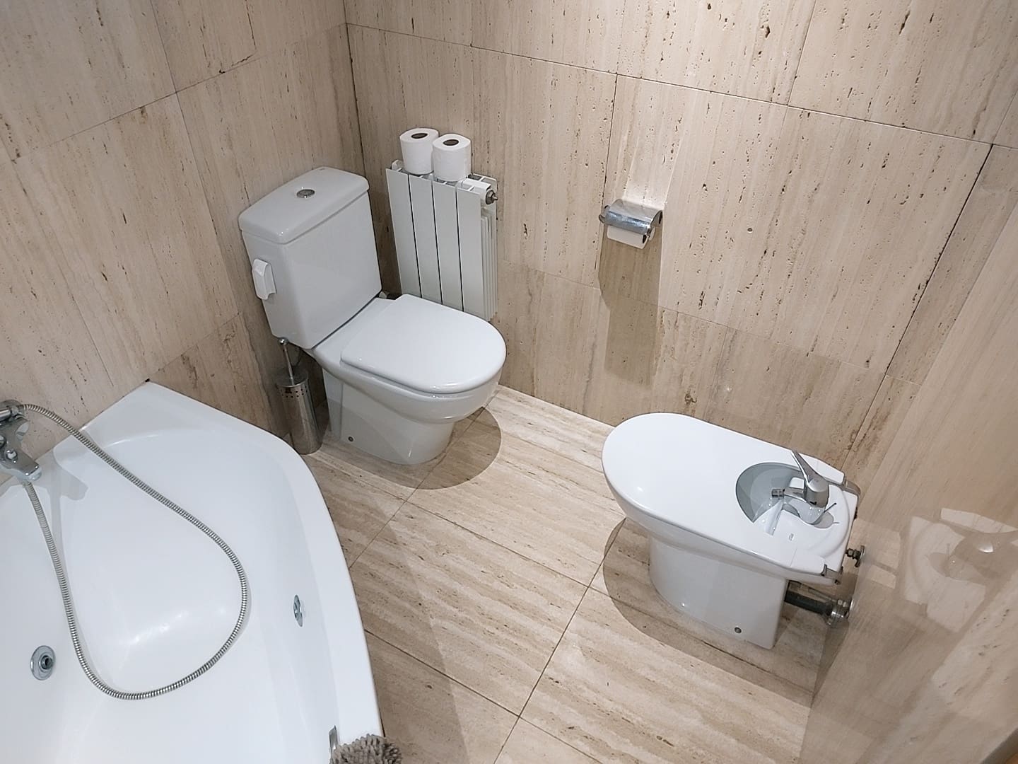 Appartement de 4 chambres à louer à Gerone ville avec piscine - 1 950 € (Ref: 9645700)