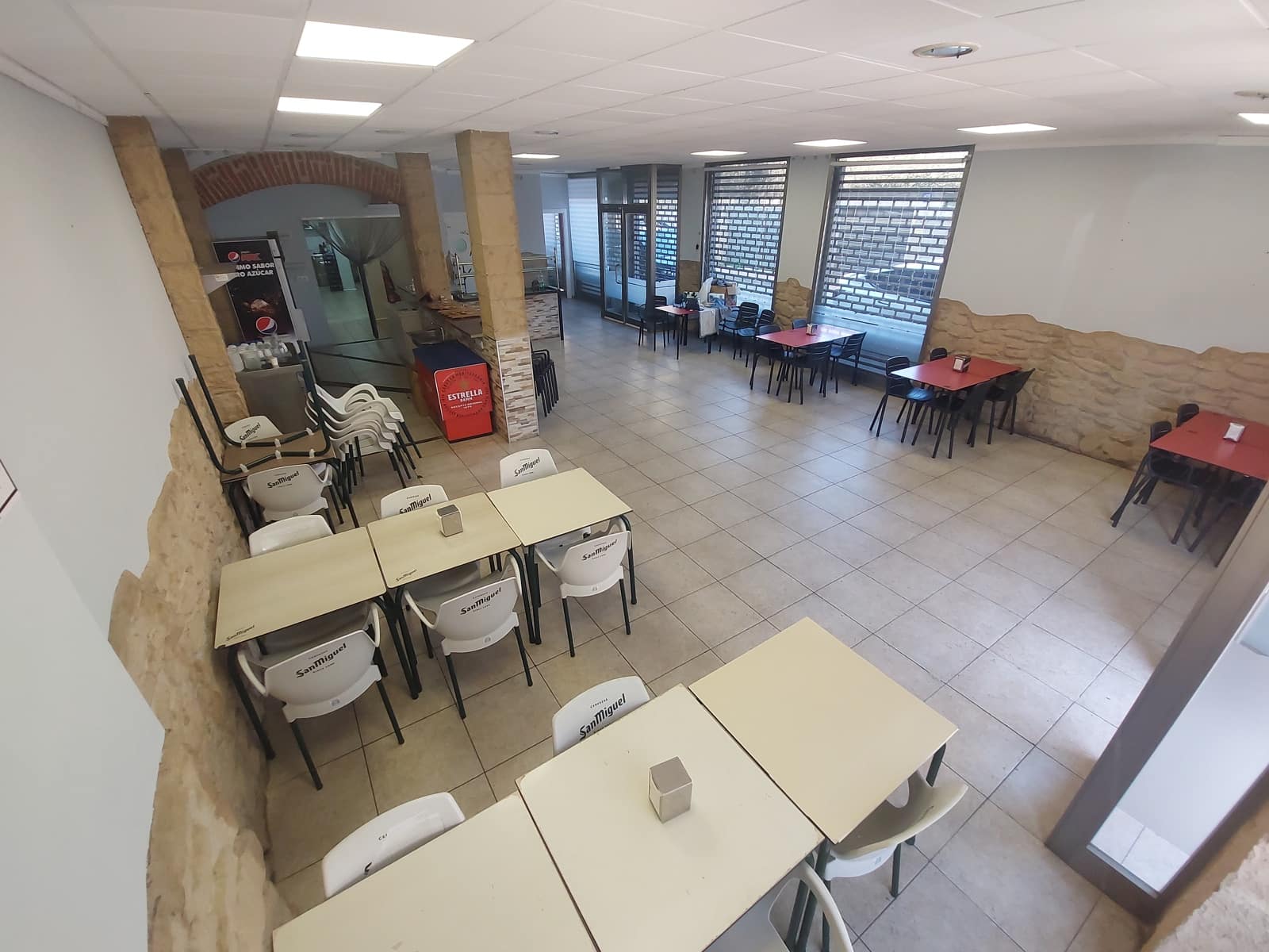 Kaupallinen myytävänä paikassa Sant Joan de Palamos mukana 
autotalli - 320 000 € (Ref: 9646314)