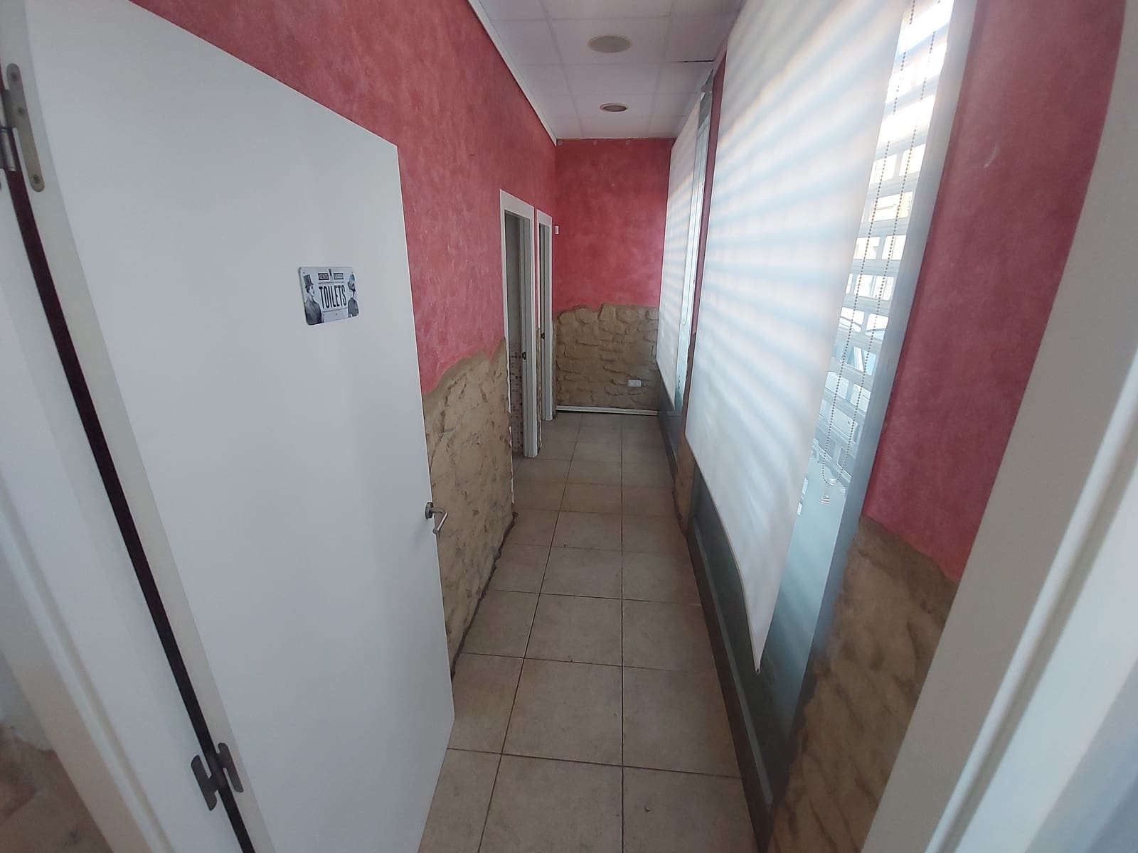 Kaupallinen myytävänä paikassa Sant Joan de Palamos mukana 
autotalli - 320 000 € (Ref: 9646314)