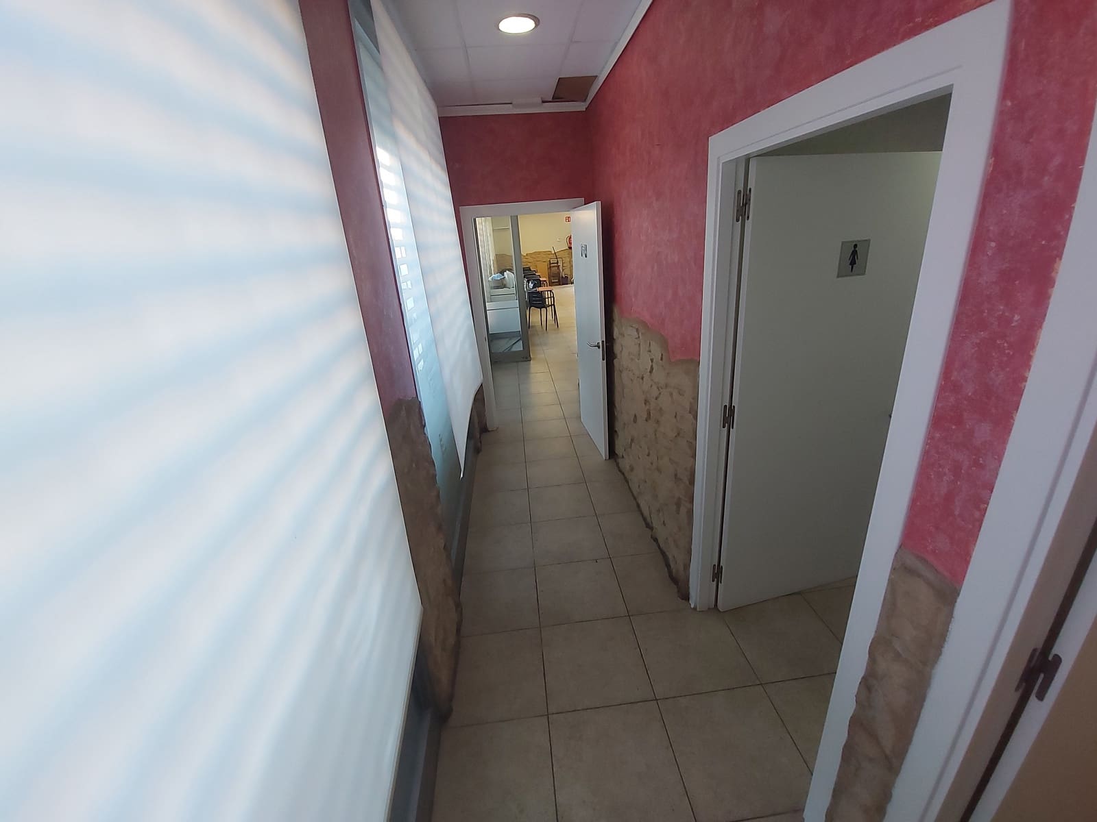 Kaupallinen myytävänä paikassa Sant Joan de Palamos mukana 
autotalli - 320 000 € (Ref: 9646314)