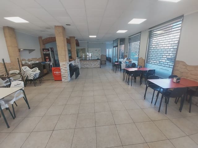 Kommersiell till salu i Sant Joan de Palamós, Palamós med garage - 320 000 € (Ref: 9646314)