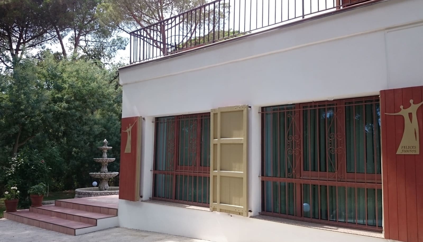 Huvila myytävänä paikassa Platja d'Aro mukana 
autotalli - 1 500 000 € (Ref: 9651679)