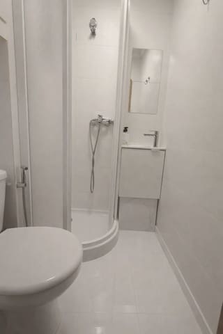 5 bedroom Flat for sale in El Calvari, Valencia city - € 245,000 (Ref: 9658396)