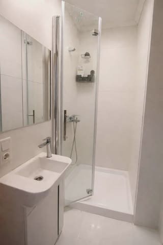 5 bedroom Flat for sale in El Calvari, Valencia city - € 245,000 (Ref: 9658396)