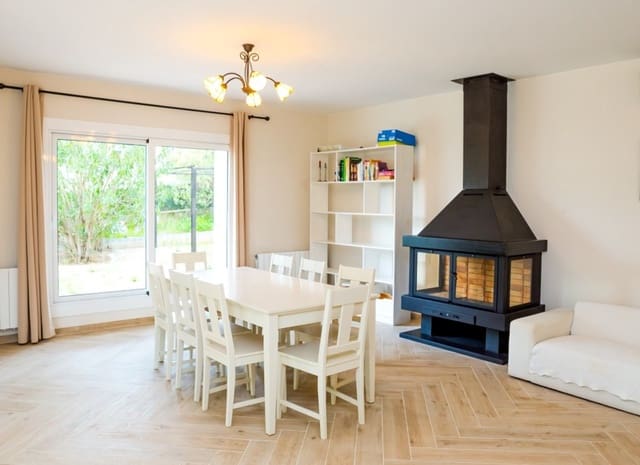 5 chambre Villa/Maison à vendre à Platja d'Aro, Castell-Platja d'Aro avec garage - 1 200 000 € (Ref: 9666002)