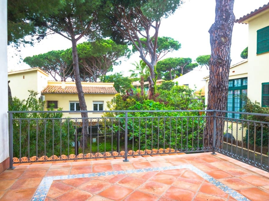 5 chambre Villa/Maison à vendre à Platja d'Aro avec garage - 1 200 000 € (Ref: 9666002)