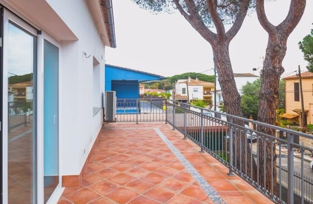 5 quarto Moradia para venda em Platja d'Aro, Castell-Platja d'Aro com garagem - 1 200 000 € (Ref: 9666002)