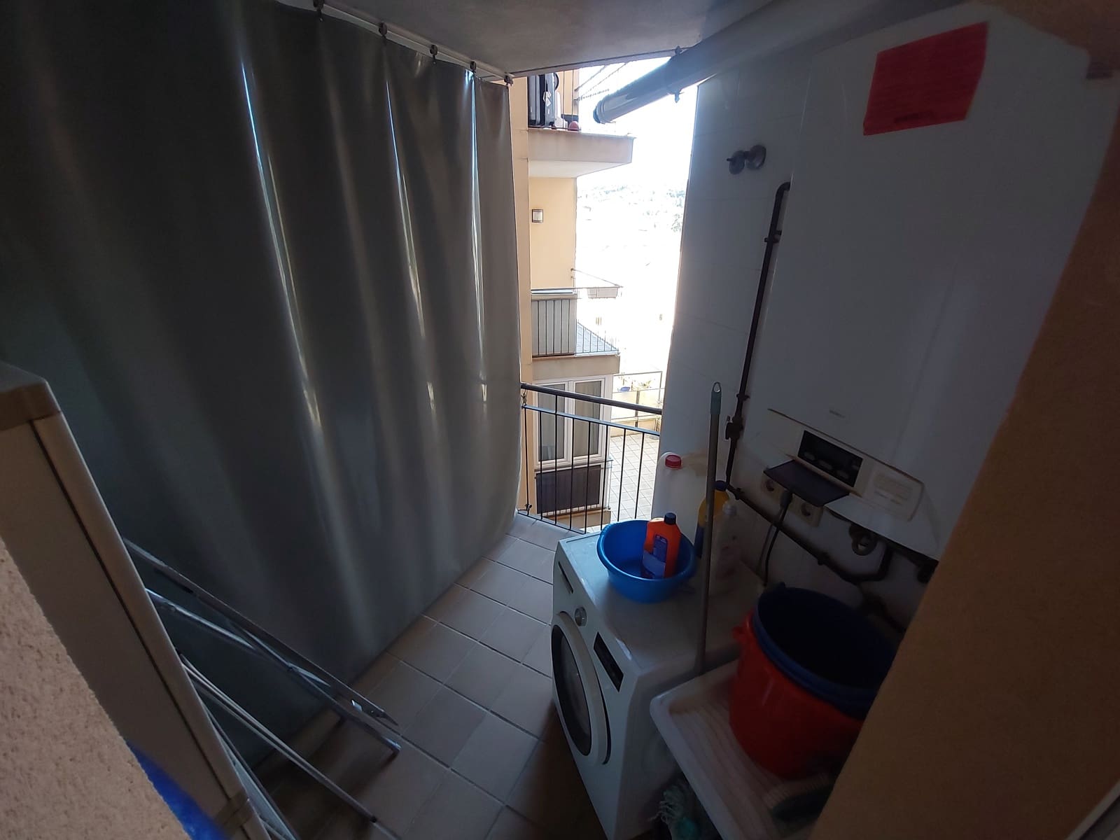 Appartement de 3 chambres à louer à Gerone ville avec garage - 1 380 € (Ref: 9679172)