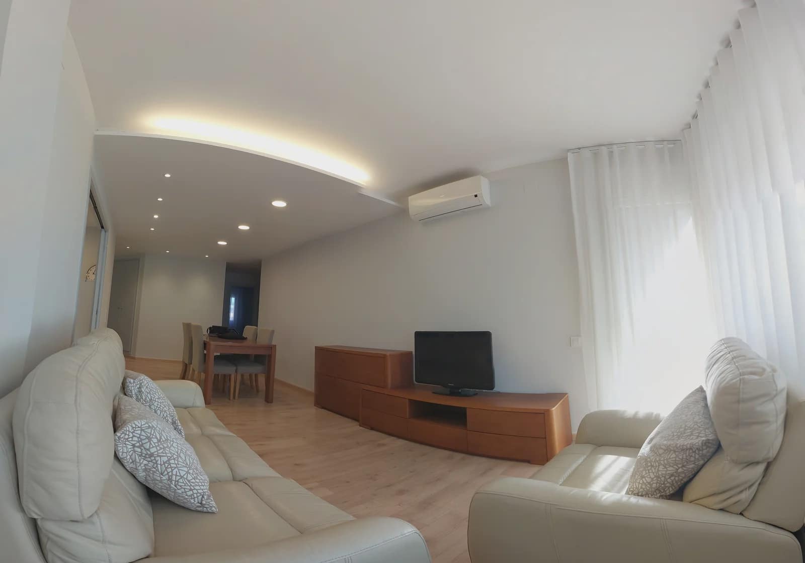 3 bedroom Flat for rent in Girona city with garage - € 951 (Ref: 9679172)