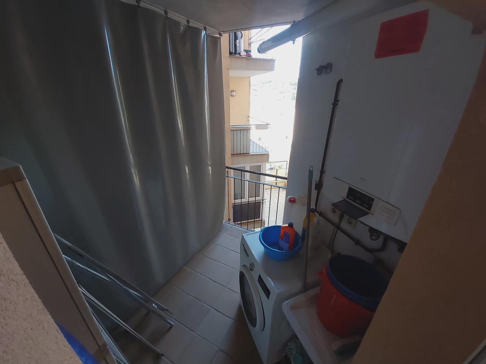 3 bedroom Flat for rent in Girona city with garage - € 951 (Ref: 9679172)