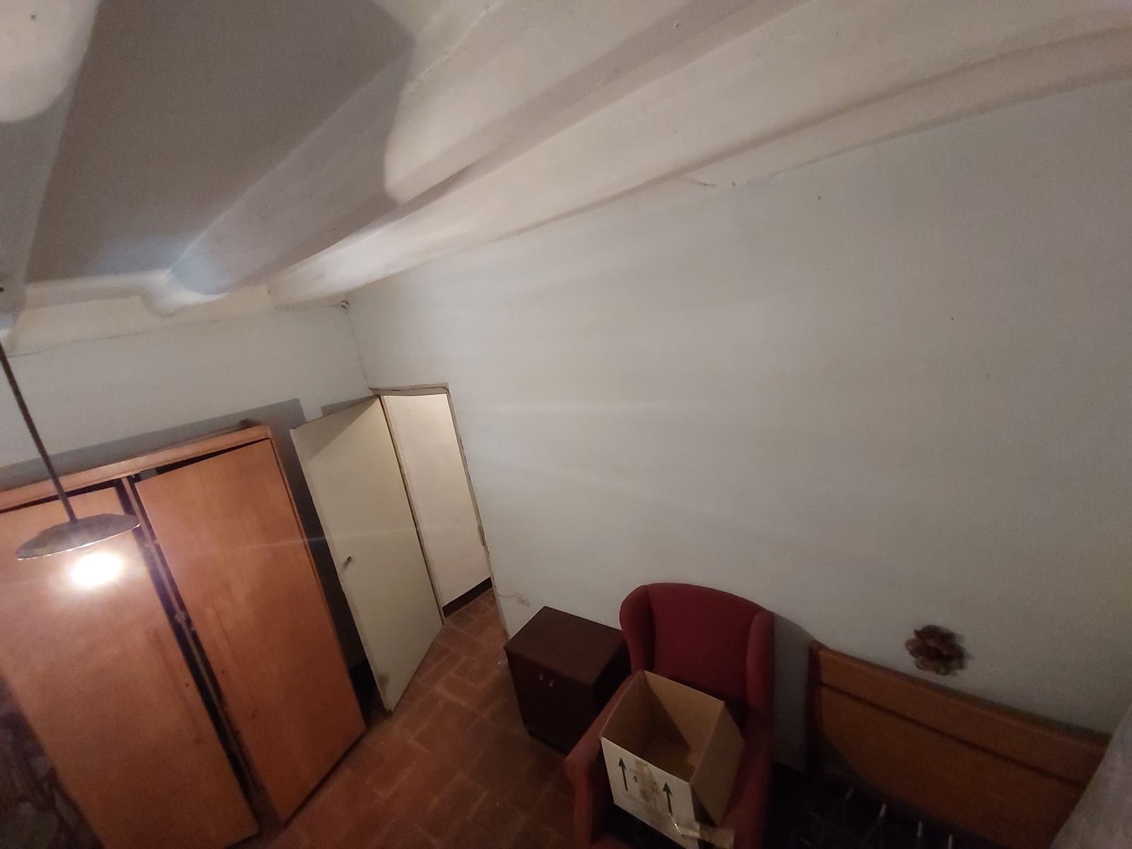 4 soveværelse Byhus til salg i Salt med garage - € 149.000 (Ref: 9690095)