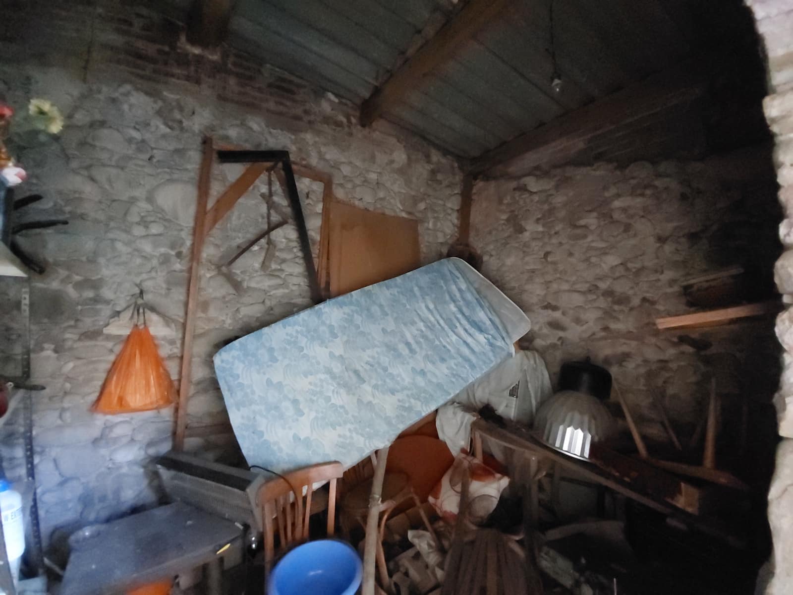 4 soveværelse Byhus til salg i Salt med garage - € 149.000 (Ref: 9690095)