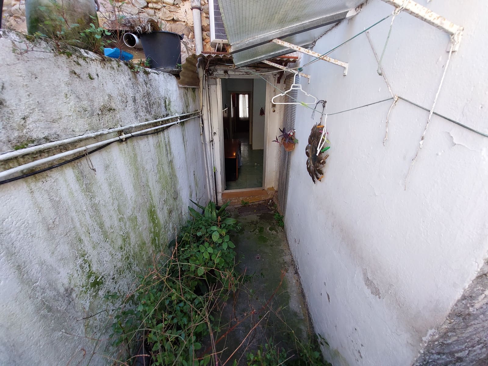 4 soveværelse Byhus til salg i Salt med garage - € 149.000 (Ref: 9690095)