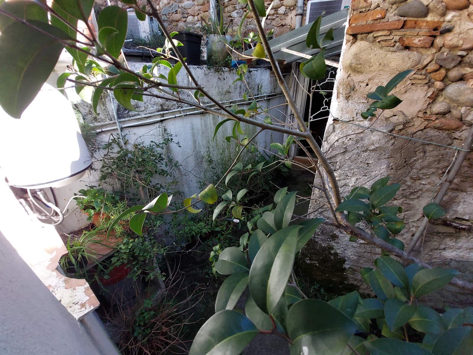 4 soveværelse Byhus til salg i Salt med garage - € 149.000 (Ref: 9690095)