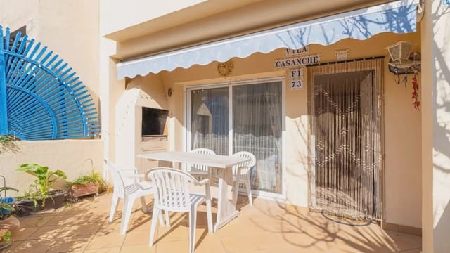 2 sovrum Villa till salu i Empuriabrava, Castelló d'Empúries med garage - 240 000 € (Ref: 9731715)
