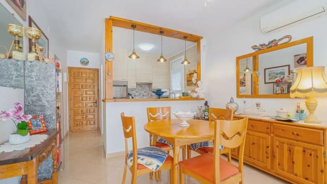 2 sovrum Villa till salu i Empuriabrava, Castelló d'Empúries med garage - 240 000 € (Ref: 9731715)