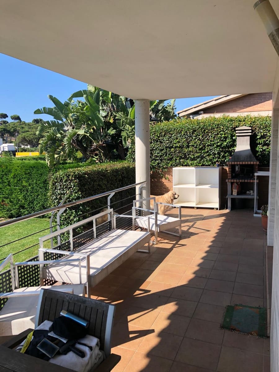 4 bedroom Villa for sale in Sant Antoni de Calonge with pool garage - € 895,000 (Ref: 9777701)