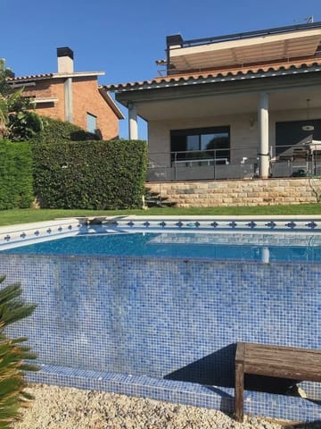 4 Zimmer Villa zu verkaufen in Sant Antoni de Calonge, Calonge i Sant Antoni mit Pool Garage - 895.000 € (Ref: 9777701)