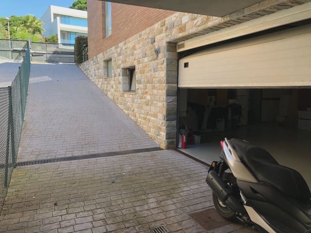 4 Zimmer Villa zu verkaufen in Sant Antoni de Calonge, Calonge i Sant Antoni mit Pool Garage - 895.000 € (Ref: 9777701)