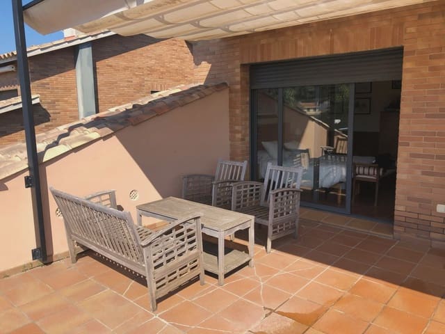 4 Zimmer Villa zu verkaufen in Sant Antoni de Calonge, Calonge i Sant Antoni mit Pool Garage - 895.000 € (Ref: 9777701)