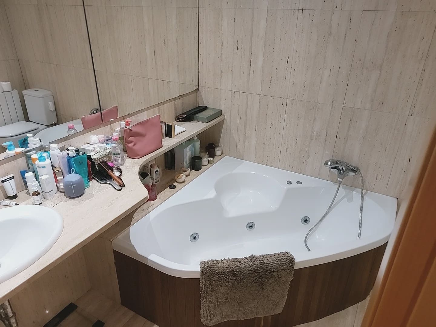 Appartement de 4 chambres à louer à Gerone ville avec piscine - 1 800 € (Ref: 9845064)